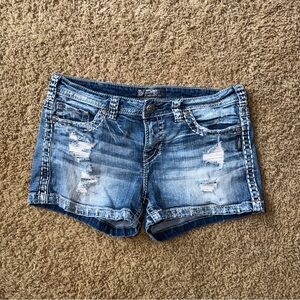 Women’s Silver Jeans Aiko Jean Shorts Size W32
